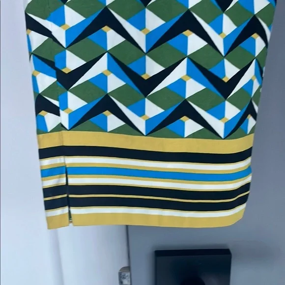 Zara Cropped Stretch Geometric Patterned Pants Size 6 - Picture 3 of 10